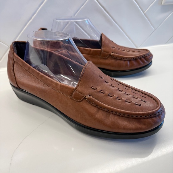 SAS Shoes - SAS Women's Brown Weave Leather Loafers Size 10M Slip-On Casual Comfort Shoes